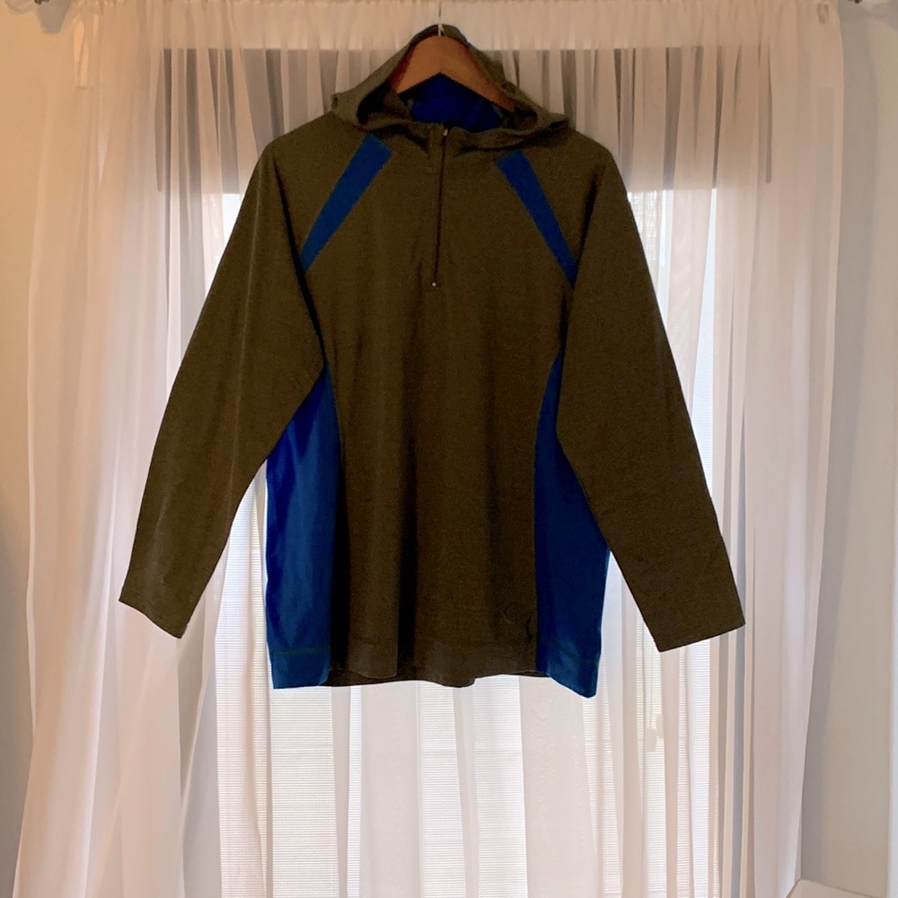 Soft and smooth Grey and Blue hoodie, Size X.